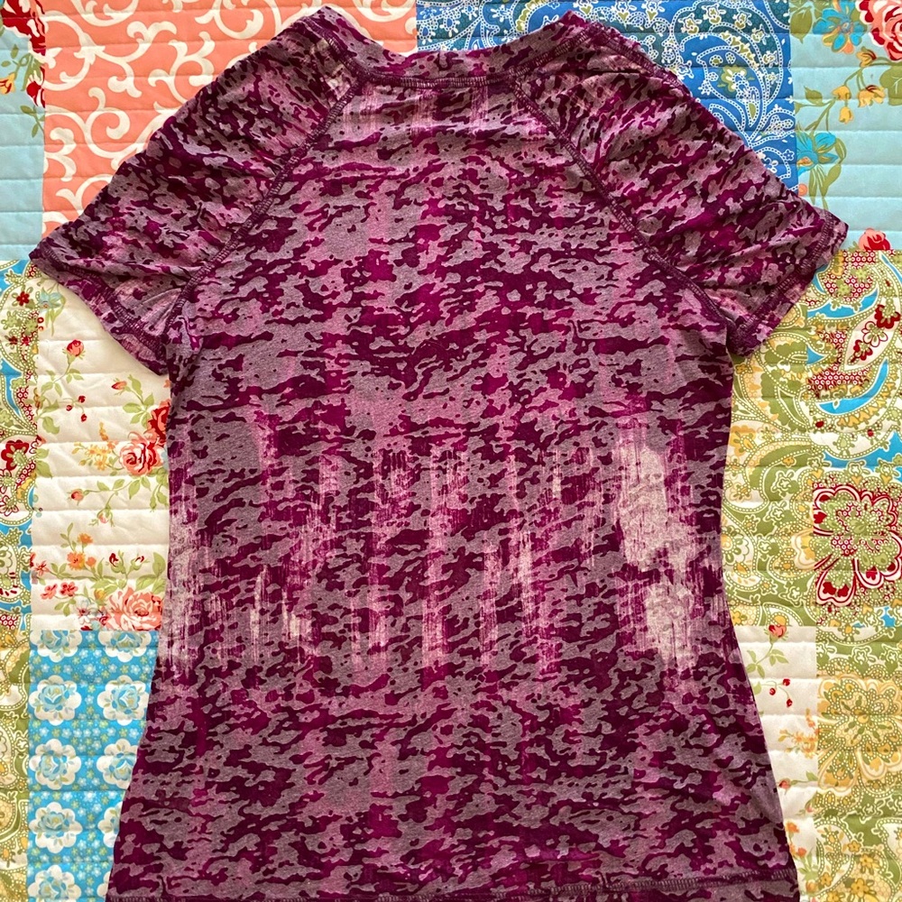 Athleta short sleeved t-shirt.